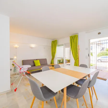 Cubo's Rubi Townhouse