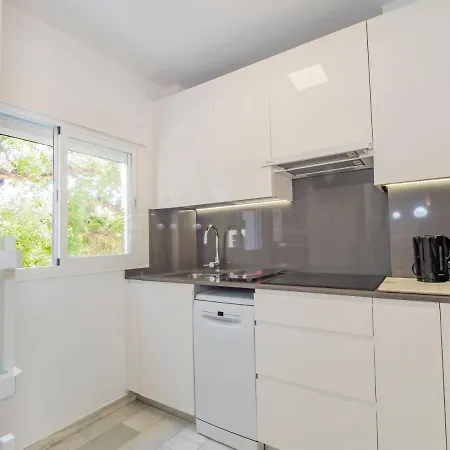 בית נופש Cubo's Rubi Townhouse מארבלה